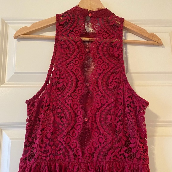 3 for $10 ✨4x Host Pick✨ Raspberry/ Wine All-Over Lace Dress - Picture 4 of 8